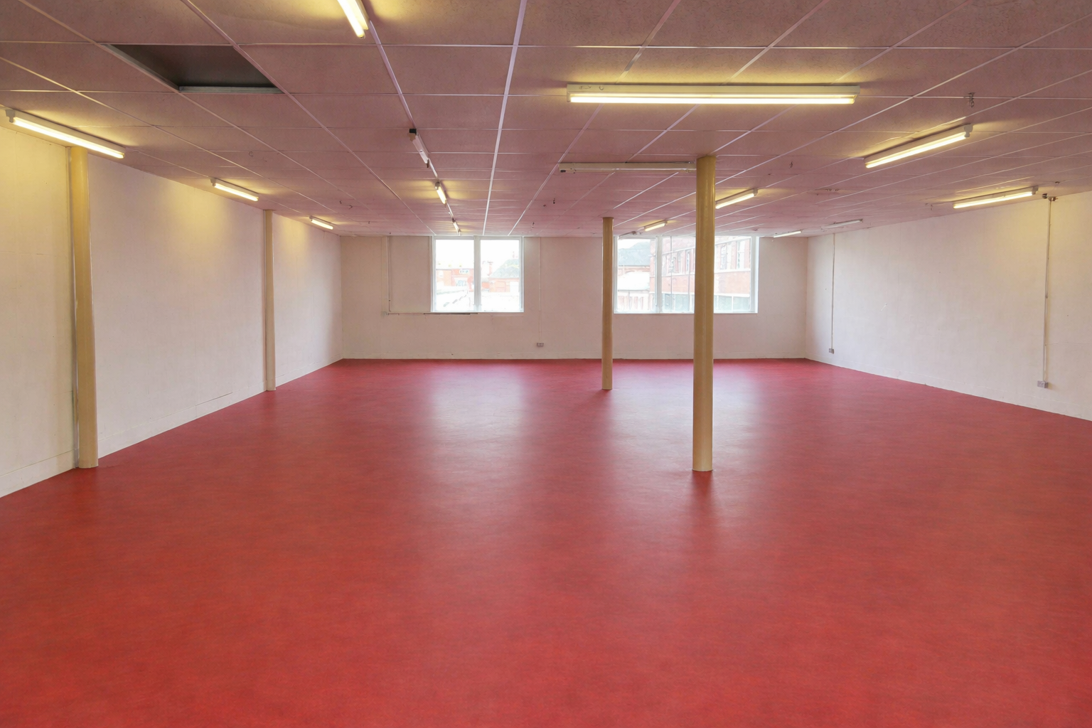 Retail/Office Unit To Let in Cheetham Hill Centre – Derby Street, Cheetham Hill, Greater Manchester, M8 – £500 PCM